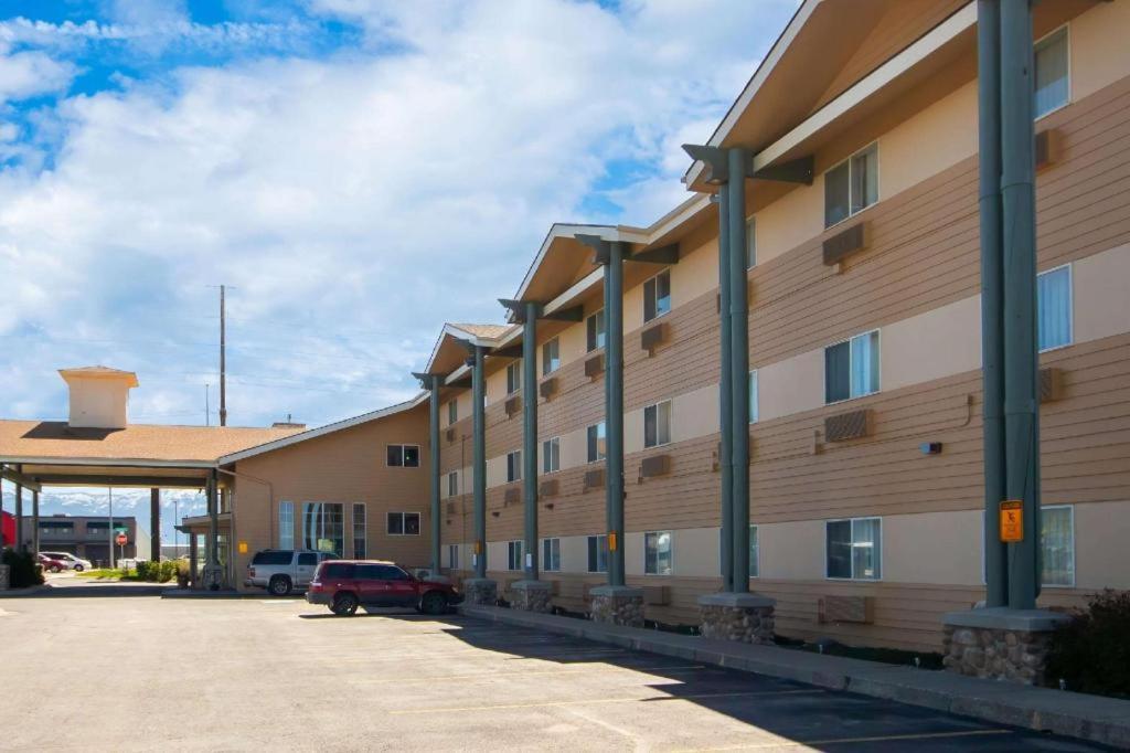 Quality Inn Belgrade - Bozeman Yellowstone Airport Ngoại thất bức ảnh