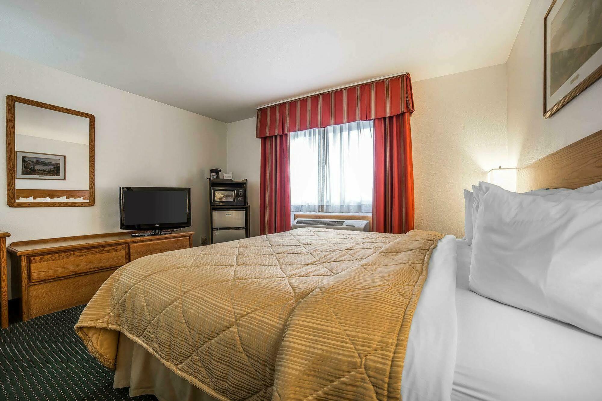 Quality Inn Belgrade - Bozeman Yellowstone Airport Ngoại thất bức ảnh